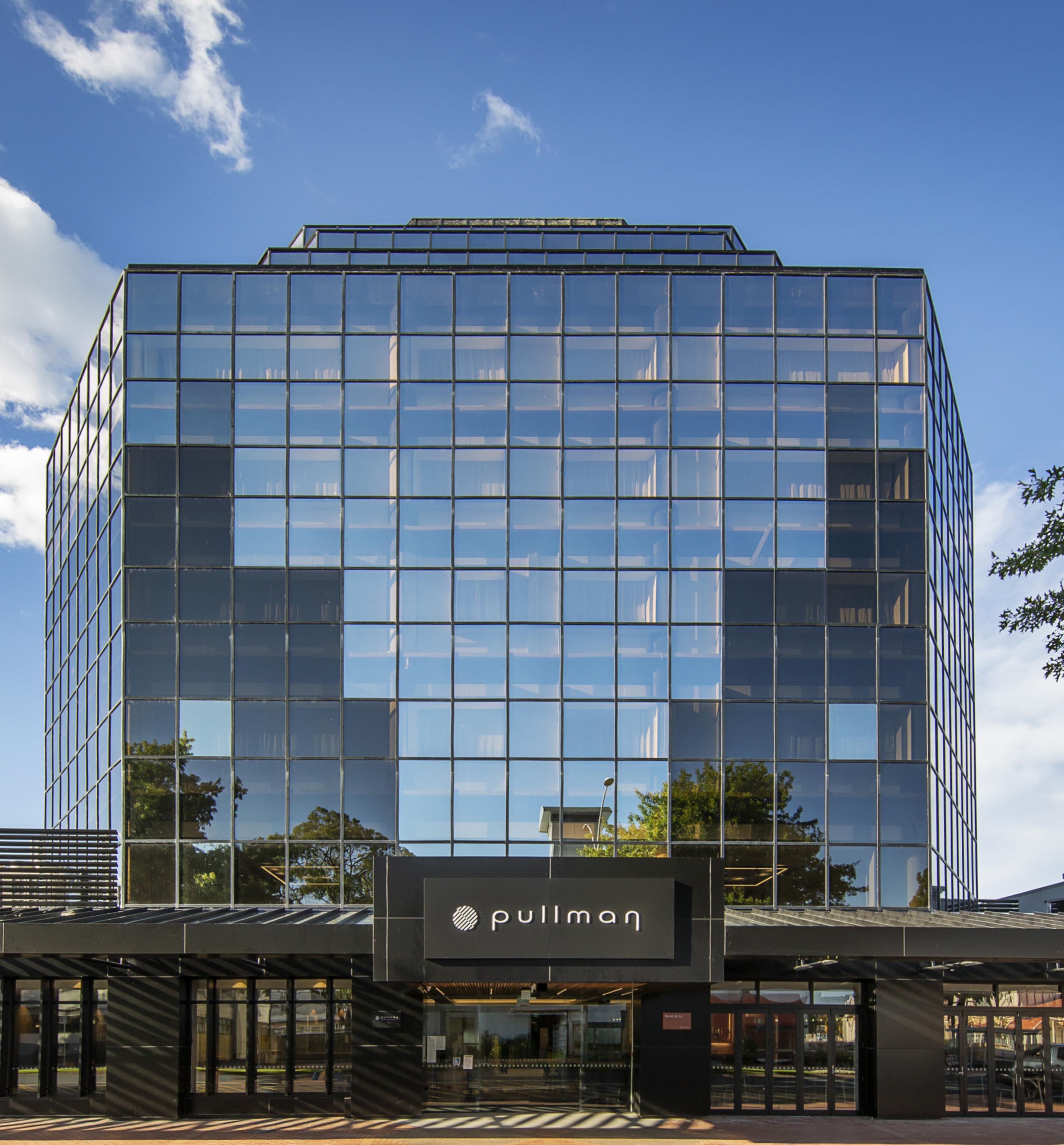 Pullman Rotorua Hotel Luaran gambar The company's headquarters in Lund, Sweden
