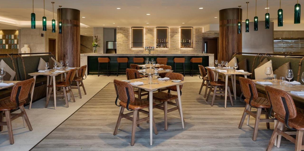 Pullman Rotorua Hotel Luaran gambar The restaurant at The Mitre